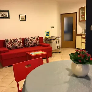 apartment-pula-center.pula-hotels.org/