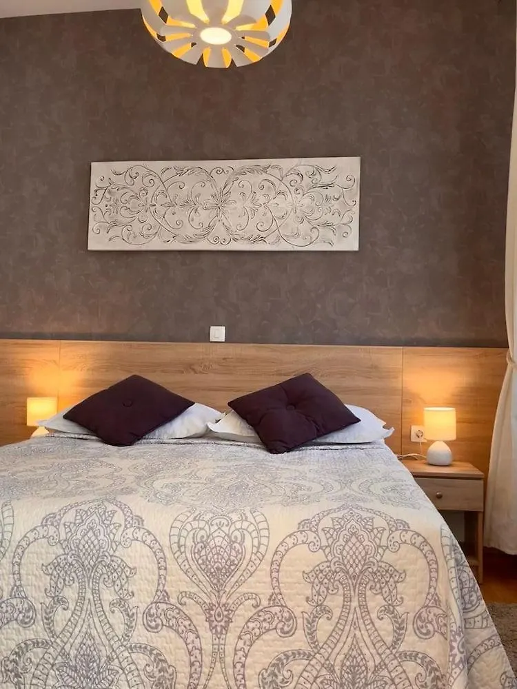 ספליט Hotel Kastel 1700 3*,