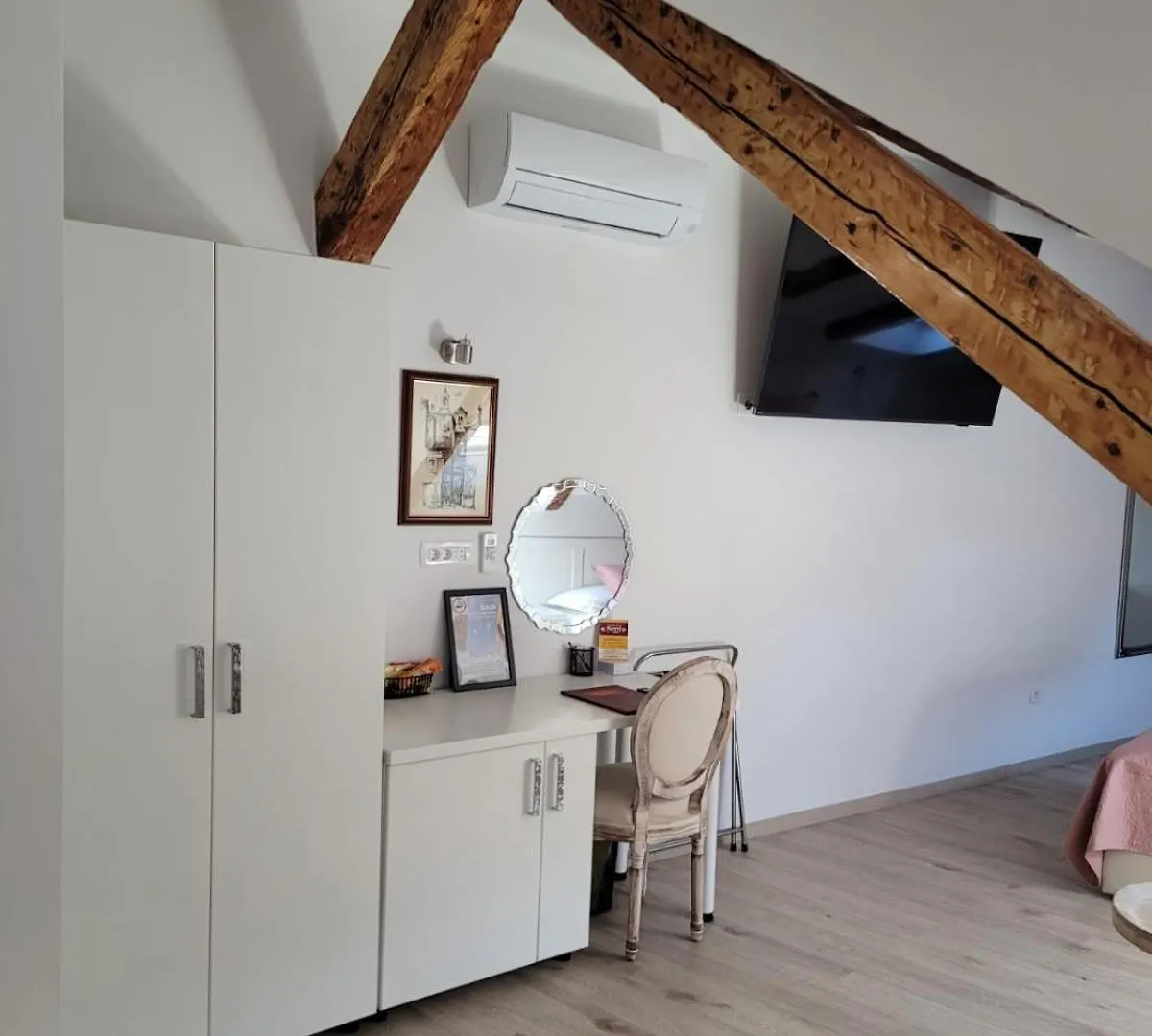 ספליט Hotel Kastel 1700 3*,  קרואטיה
