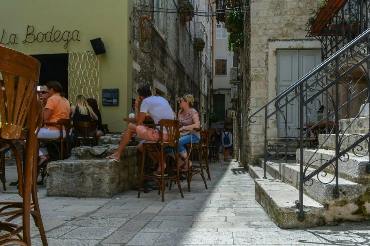 ספליט Hotel Kastel 1700