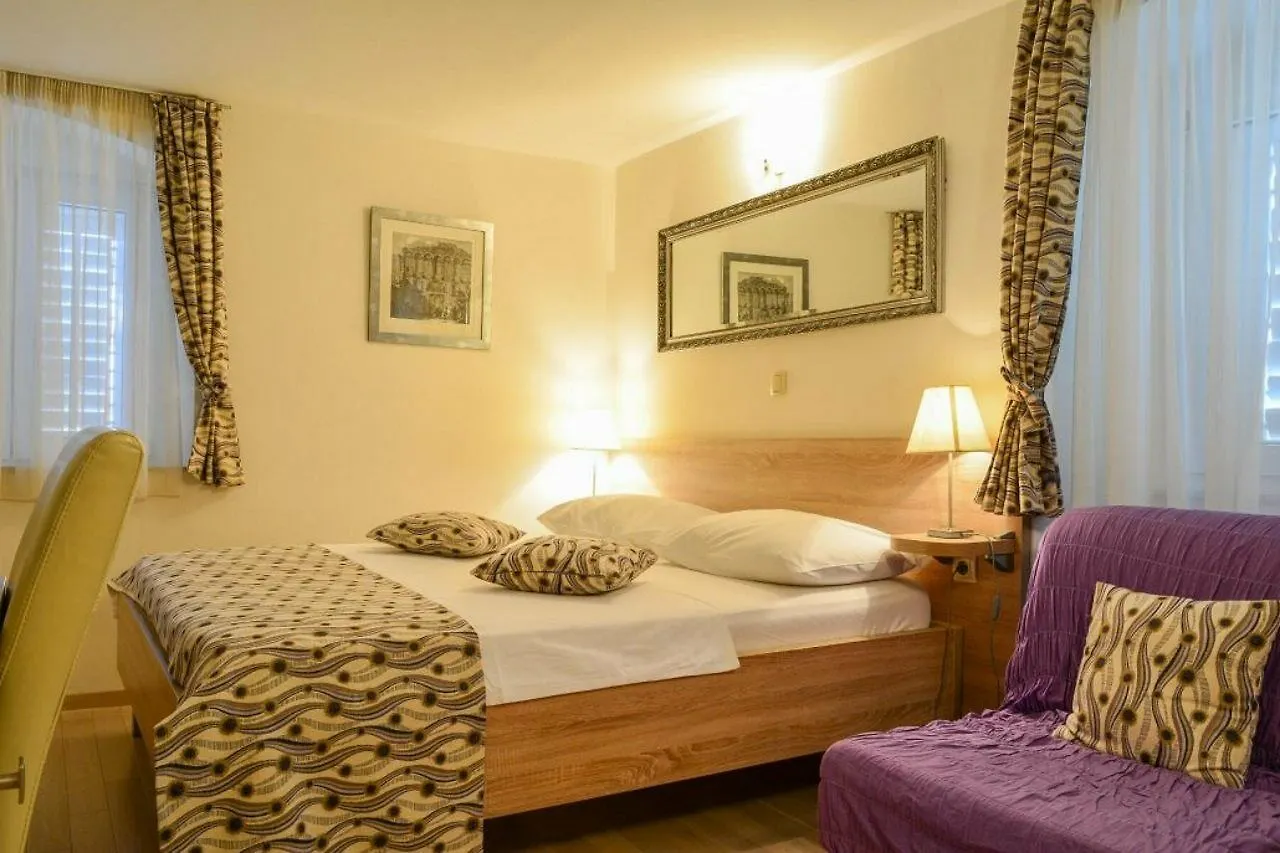 ***  ספליט Hotel Kastel 1700 קרואטיה