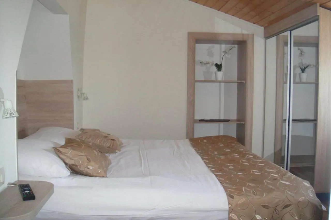 ספליט Hotel Kastel 1700